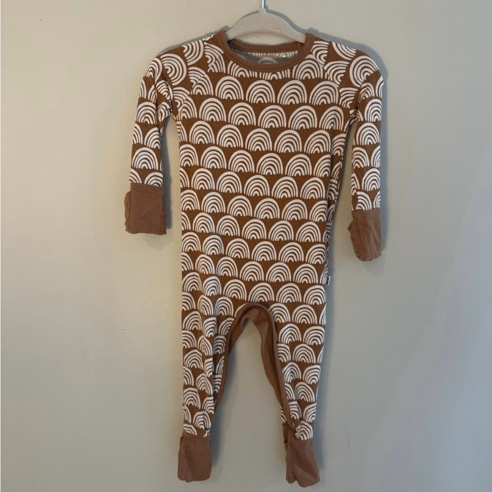 Little Sleepies Brown and White Rainbow Footies